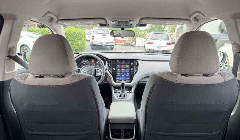 
								2025 Subaru Outback Premium / 4K full									