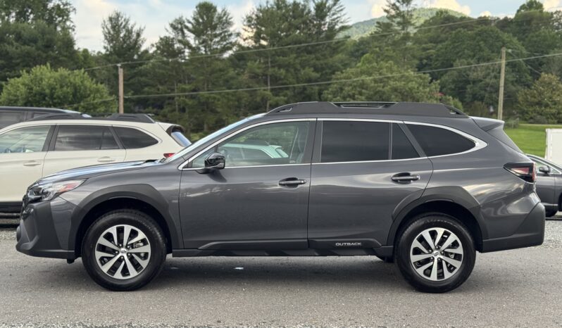 
								2025 Subaru Outback Premium / 4K full									