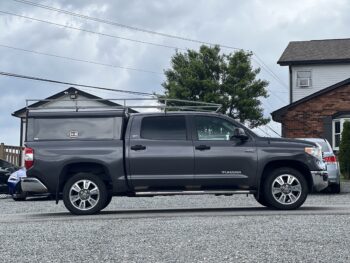 2016 Toyota Tundra SR5 / 108k