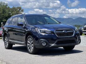 2018 Subaru Outback Touring / 103k