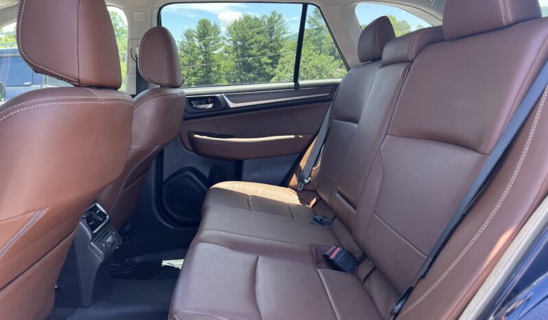 
								2018 Subaru Outback Touring / 103k full									