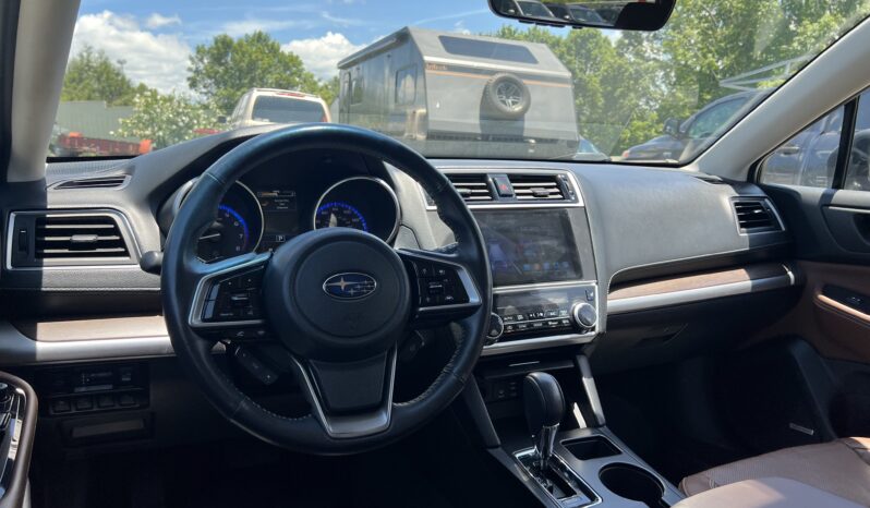 
								2018 Subaru Outback Touring / 103k full									