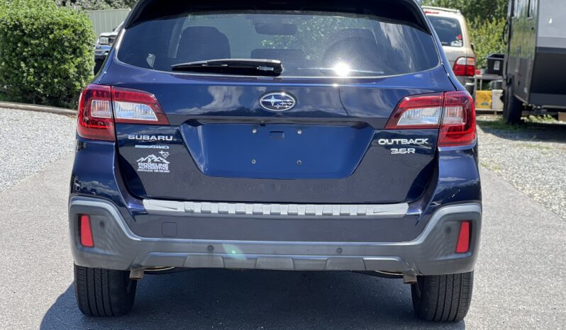 
								2018 Subaru Outback Touring / 103k full									
